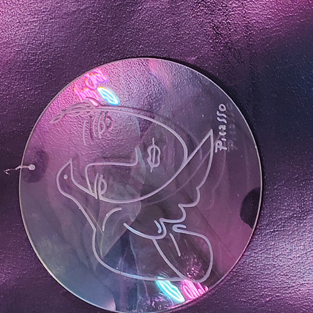 Picasso “Living Dove” Etched Glass Disc – Vintage Mid-Century Sun Catcher